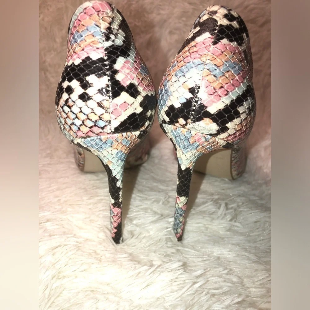 Steve Madden Pink and Black Snake Print Heels - Picture 9 of 16
